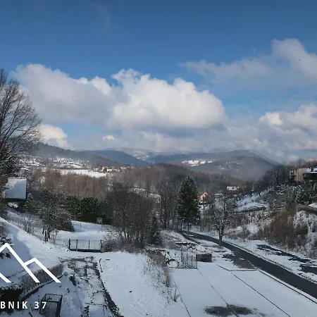 Kozubnik 37 * Porąbka